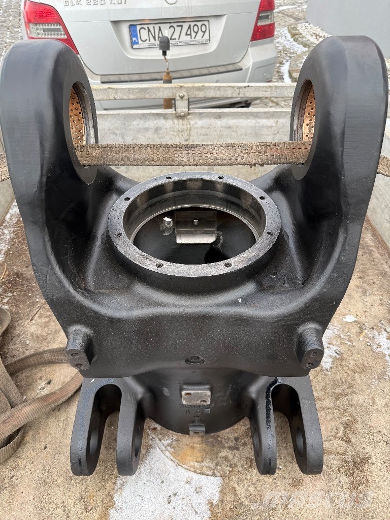 John Deere CH6 podstawa / base Puomit