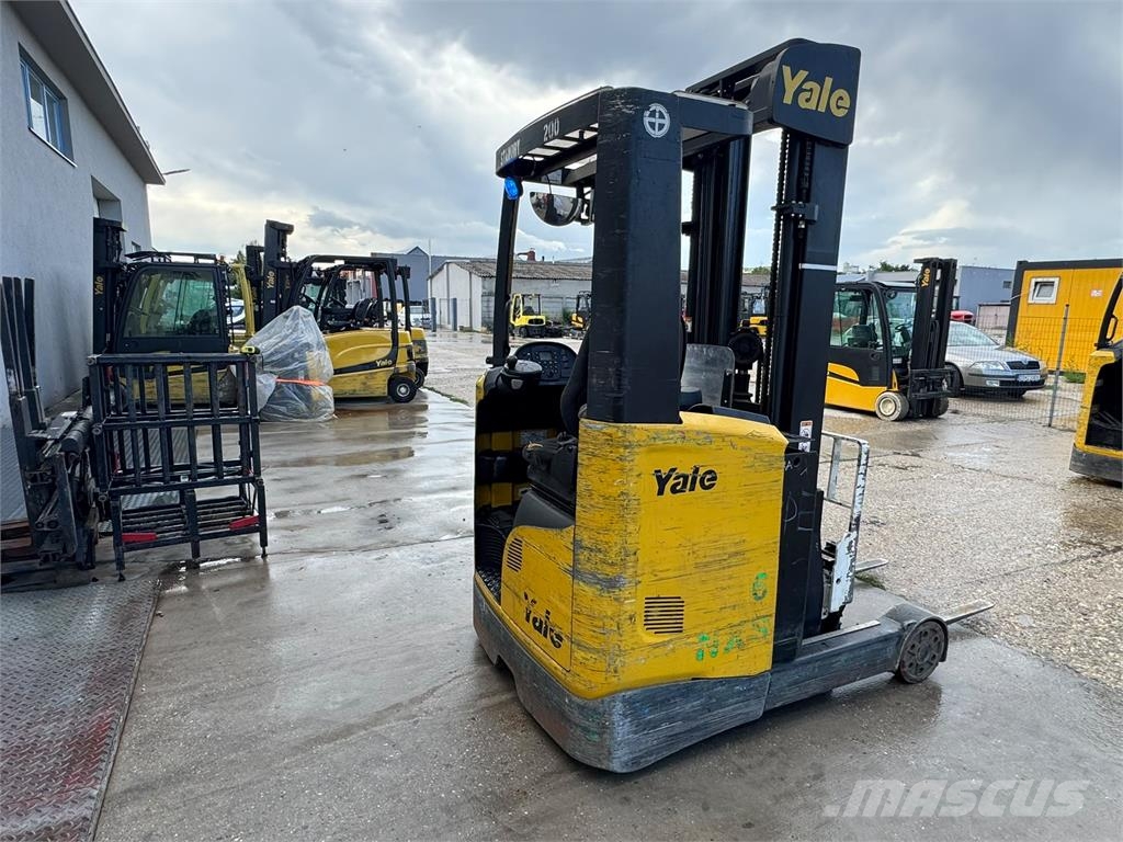 Yale MR16 Carrello retrattile