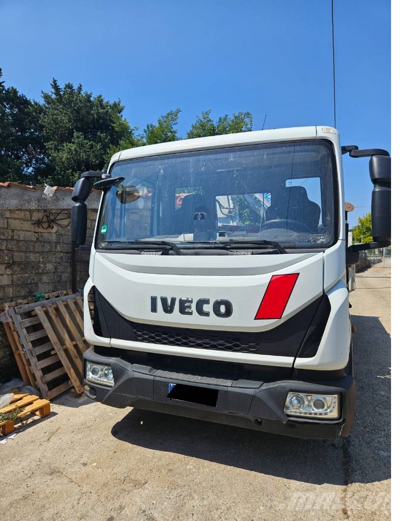 Iveco IG100E2BA  con GRU NUOVA معدات النقل - غير ذلك