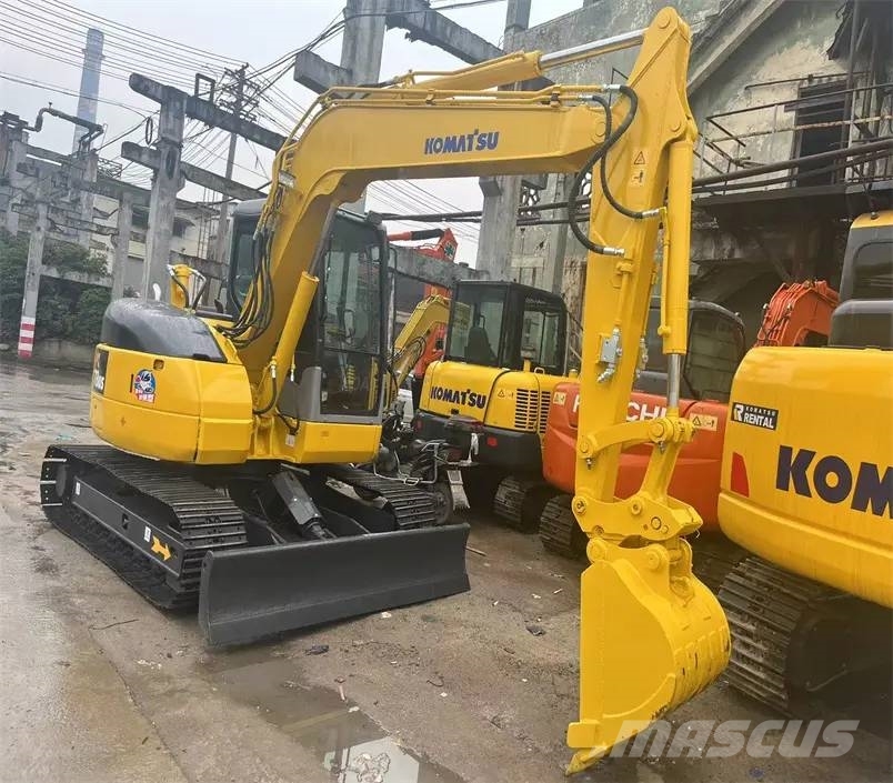  Komats PC78US-6 中型挖掘机