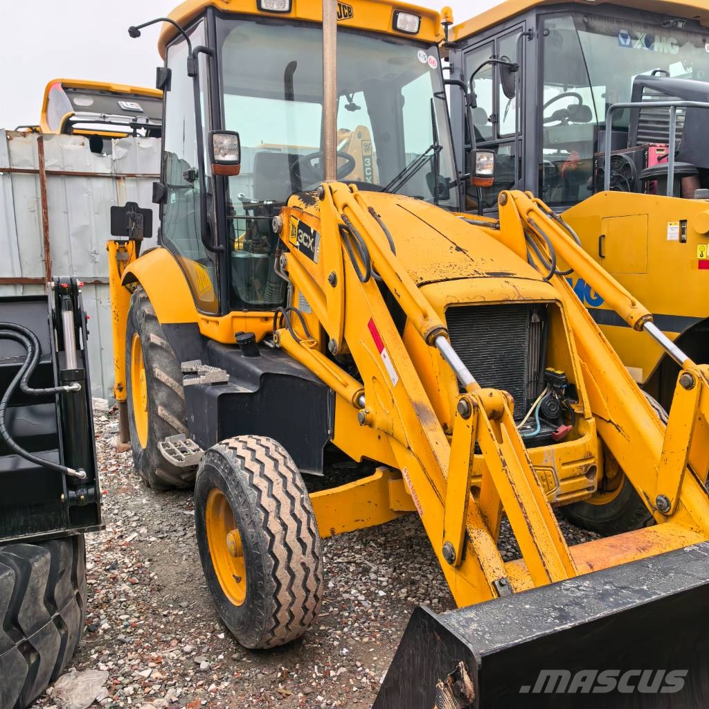 JCB 3 CX لوادر ذات جرافات عكسية