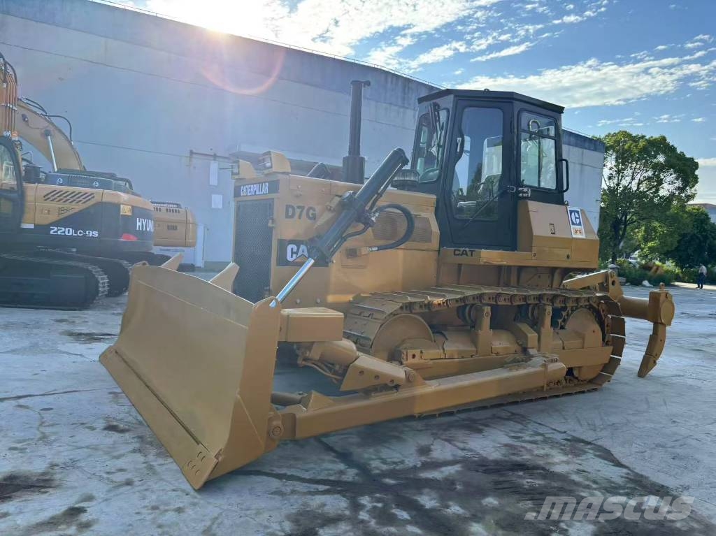 CAT D 7 G ブルドーザー