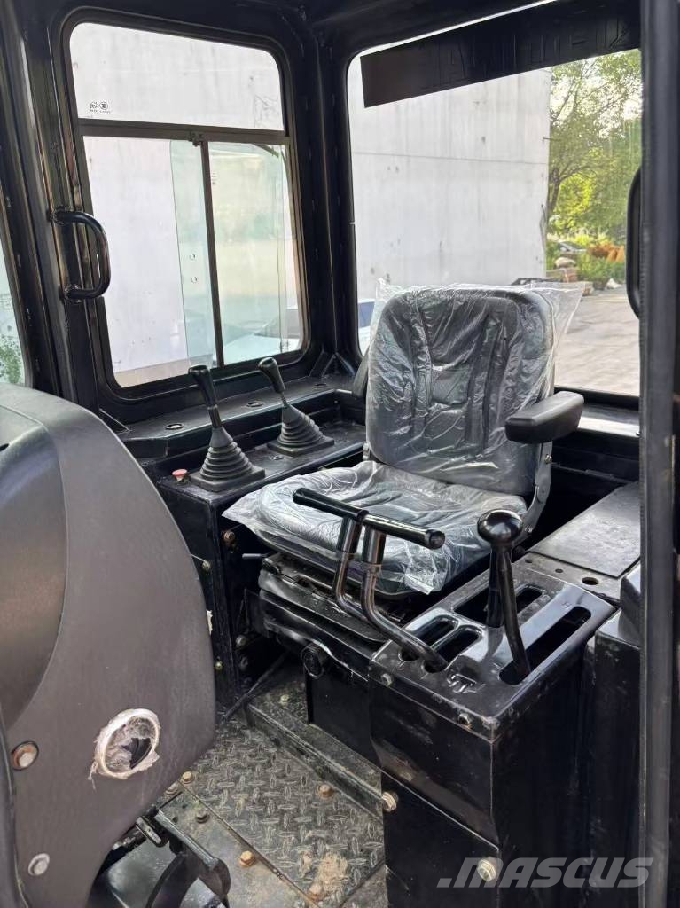 CAT D 7 G ブルドーザー