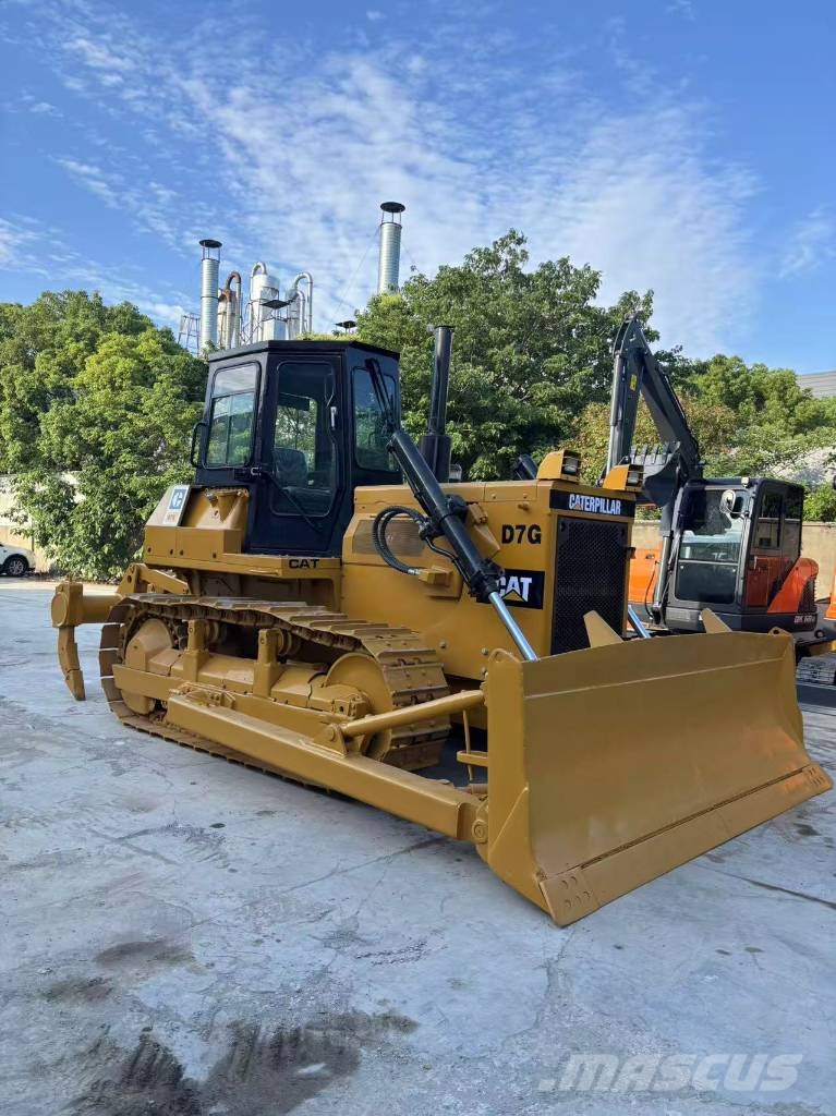 CAT D 7 G ブルドーザー