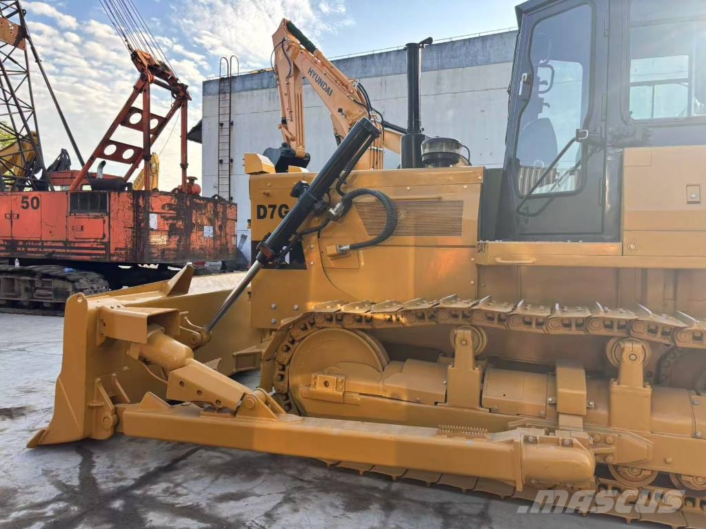 CAT D 7 G ブルドーザー