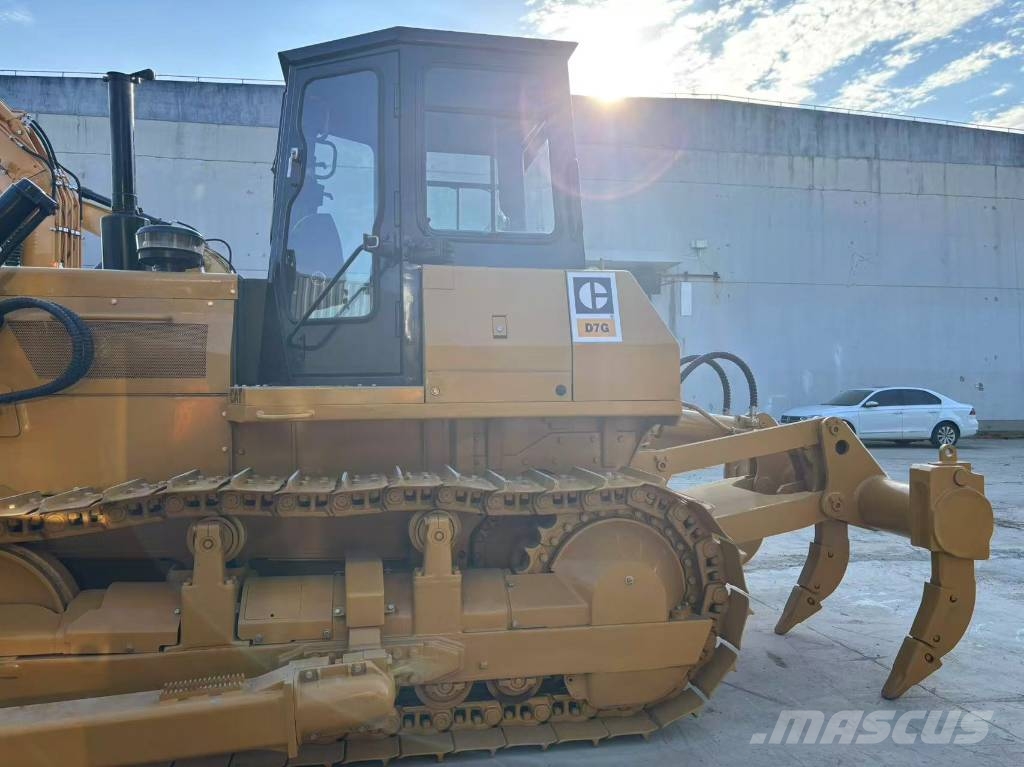 CAT D 7 G ブルドーザー