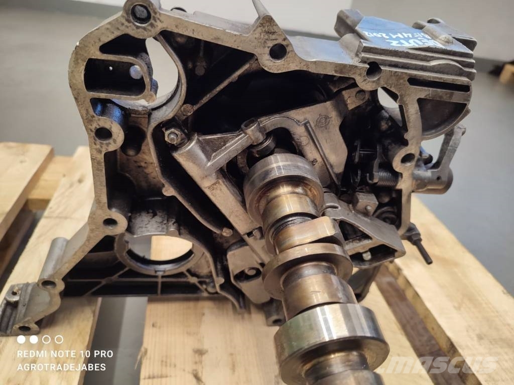 Timing shaft 04292901 04208143 04208143 Deutz BF4M 轴