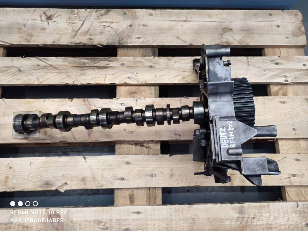 Timing shaft 04292901 04208143 04208143 Deutz BF4M 轴