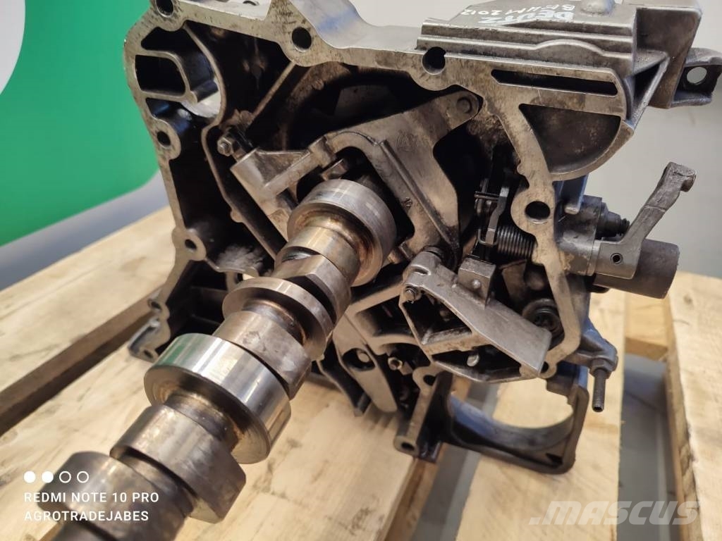 Timing shaft 04292901 04208143 04208143 Deutz BF4M 轴
