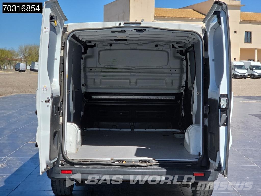 Renault Trafic 130pk L2H1 - LED - Navegación - Cámara tras Varevogne
