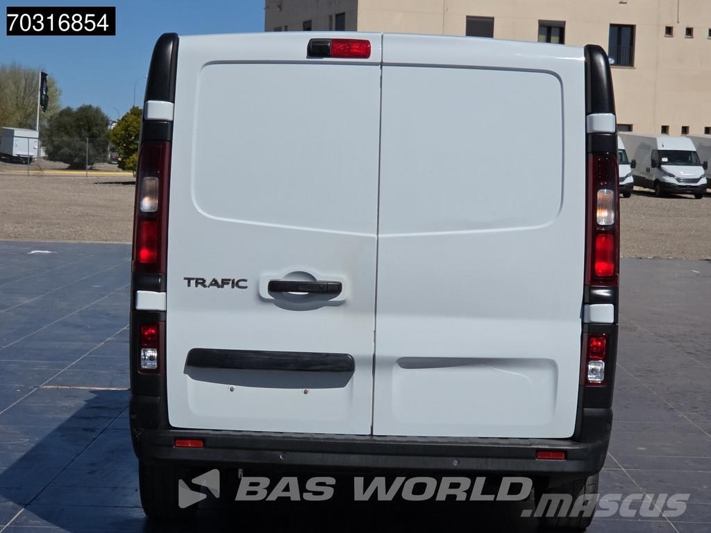 Renault Trafic 130pk L2H1 - LED - Navegación - Cámara tras Varevogne