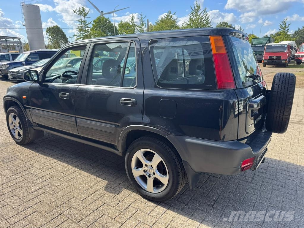 Honda CR-V **PETROL-ESSENCE** Automašīnas