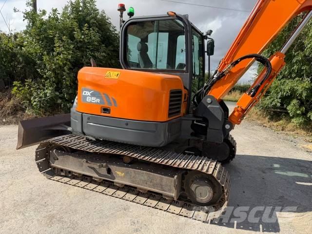 Doosan DX 85 R-3 Midi excavators  7t - 12t