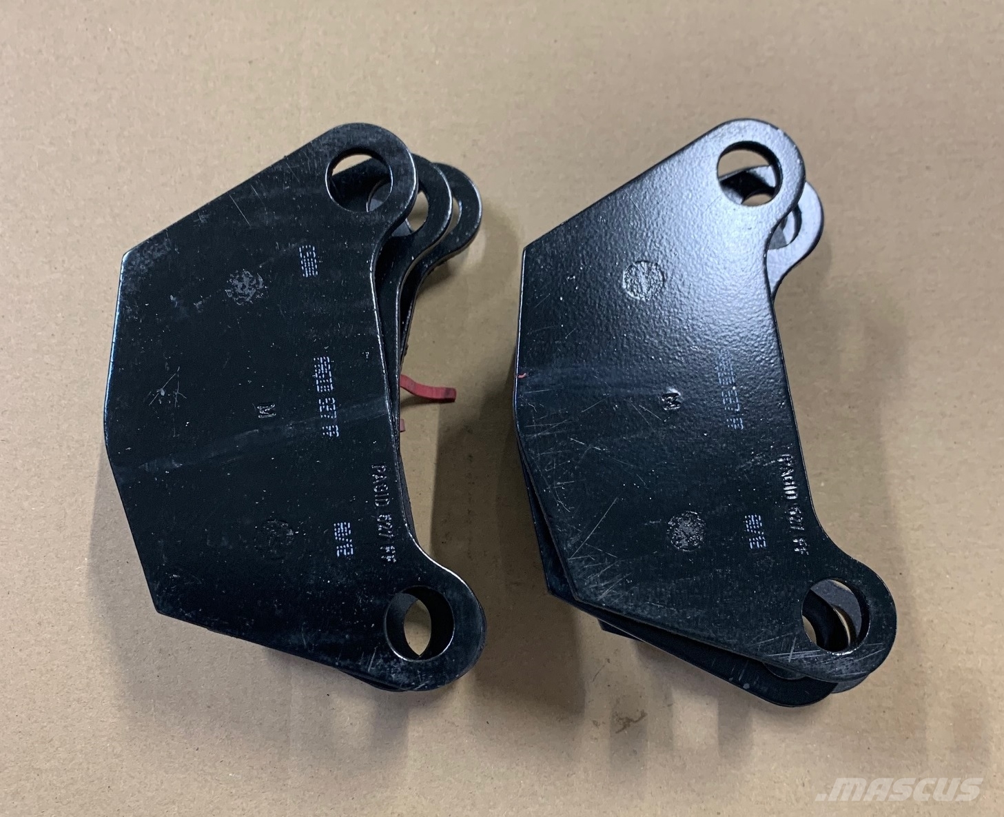 Deutz-Fahr DX 3 Brake pad set (8 pieces) 04360093, 04379591 Freins