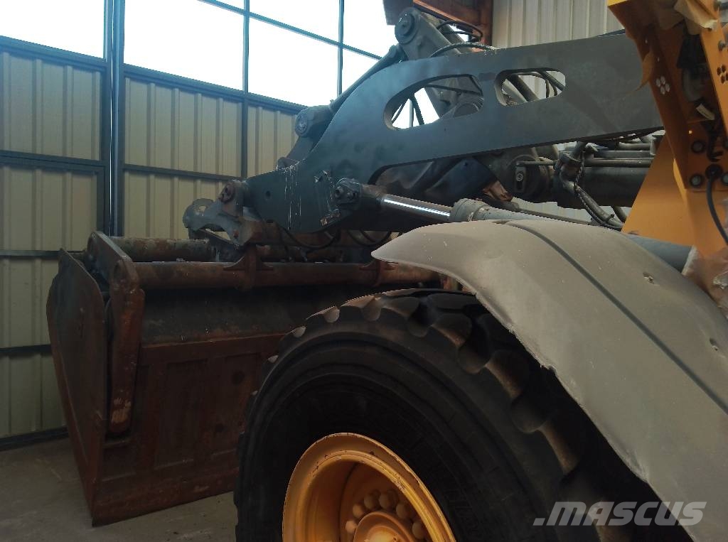 Volvo L 70 H Iekrāvēji uz riteņiem
