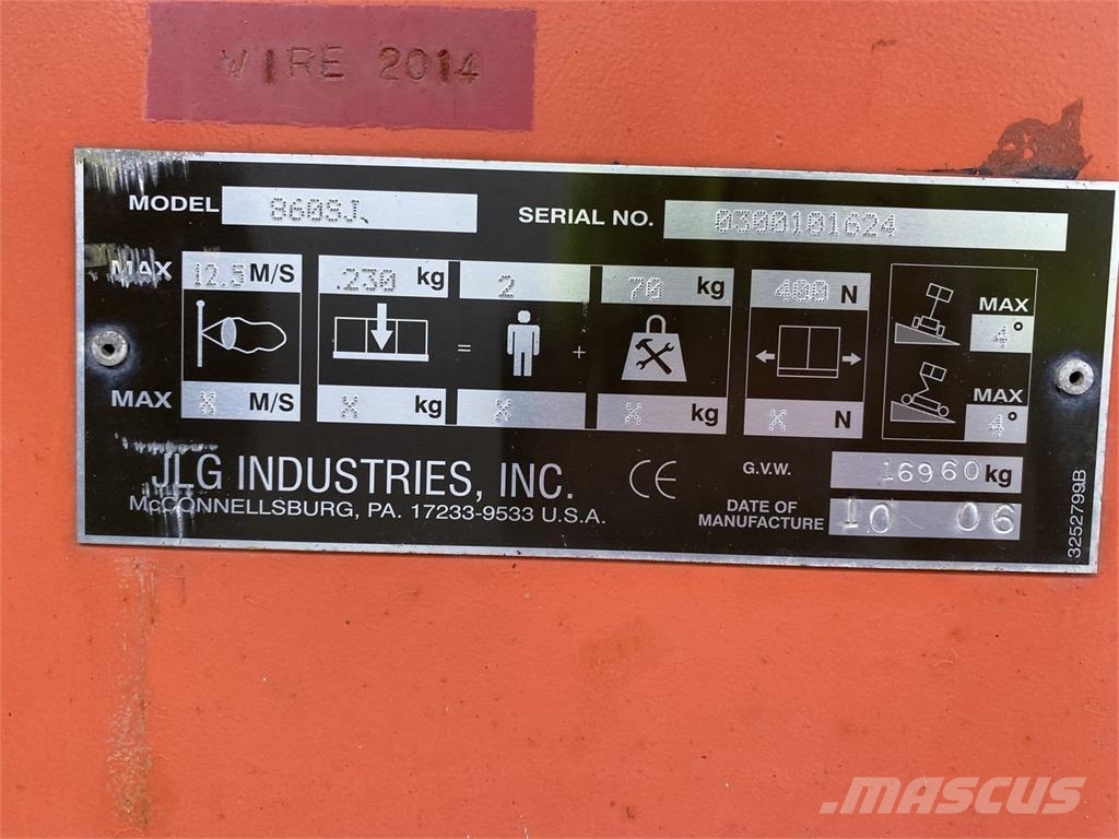 JLG 860SJ 관절형 전동이동 리프트
