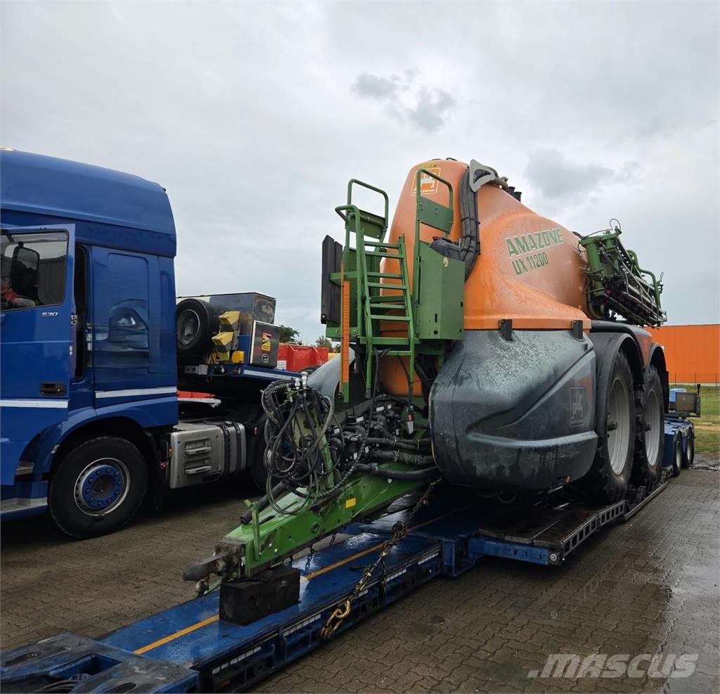 Amazone UX 11200 Super Hinattavat ruiskut