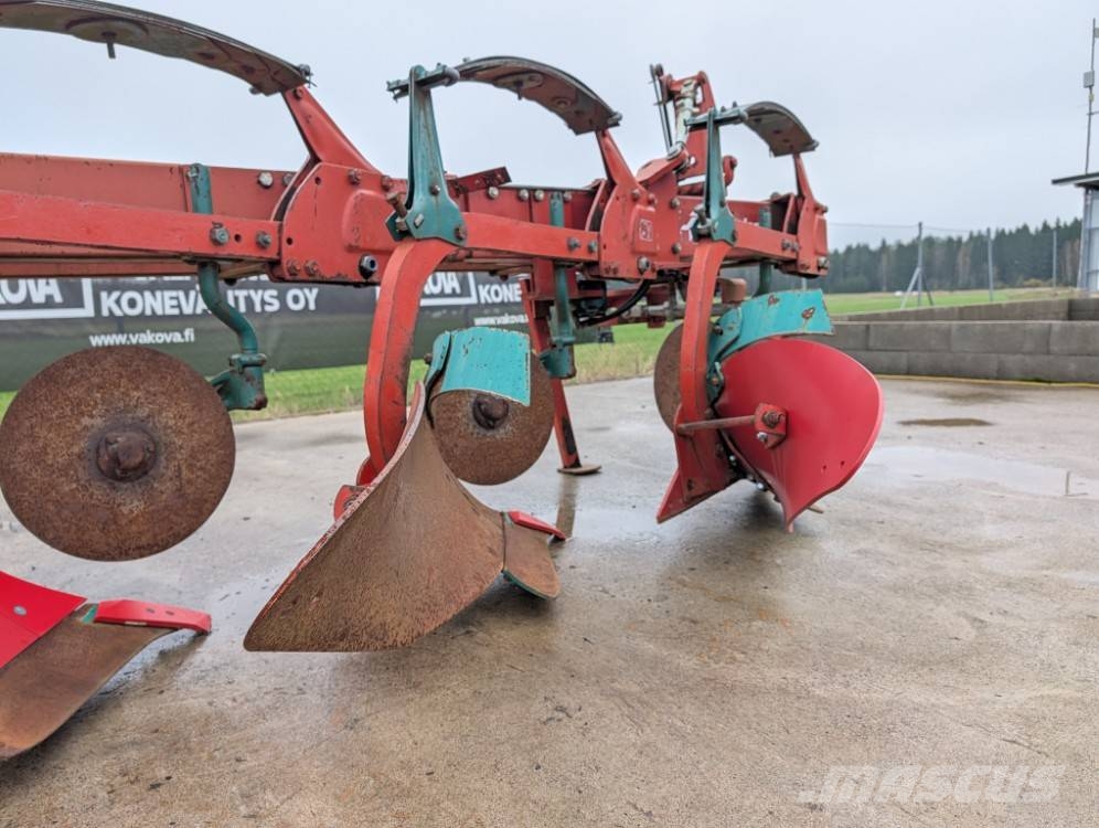 Kverneland AD85 Variomat 4-siipinen / Hydraulinen viilunsäätö محاريث تقليدية