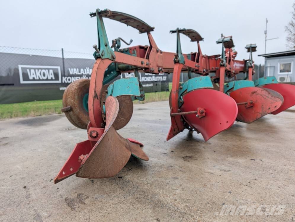 Kverneland AD85 Variomat 4-siipinen / Hydraulinen viilunsäätö محاريث تقليدية