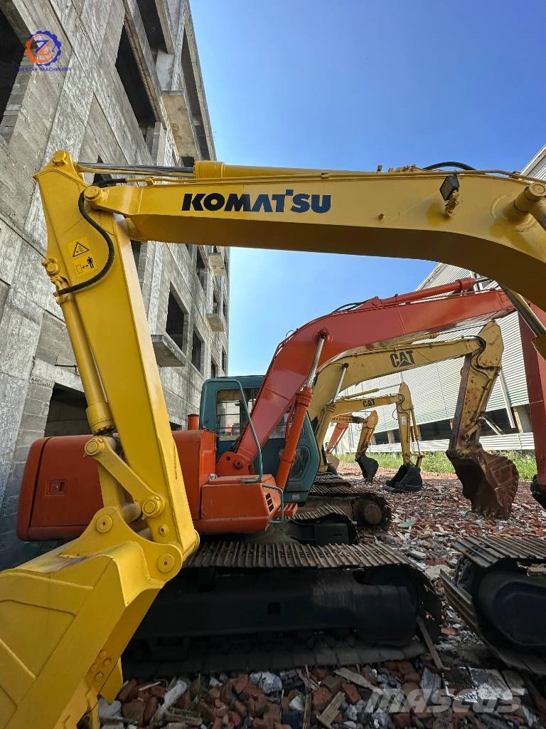 Komatsu PC 120-6E/Low price/affordable/Discount price حفارات وسط 7 طن - 12 طن