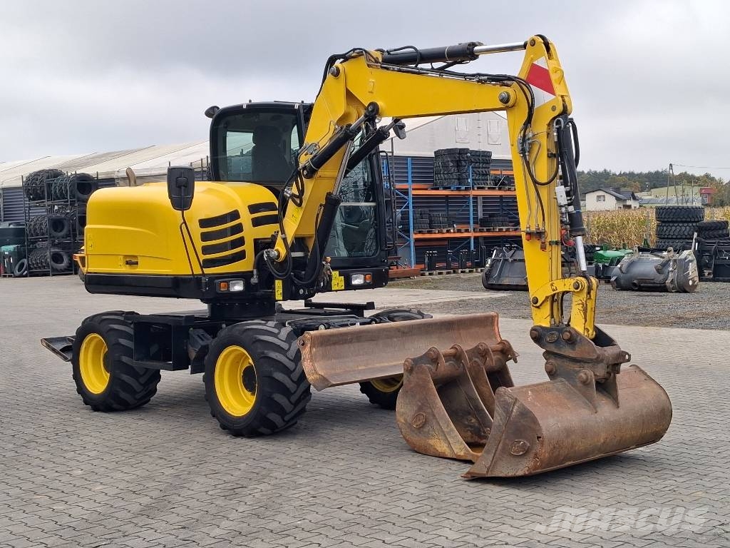 Yanmar TW 75 حفارات بعجل