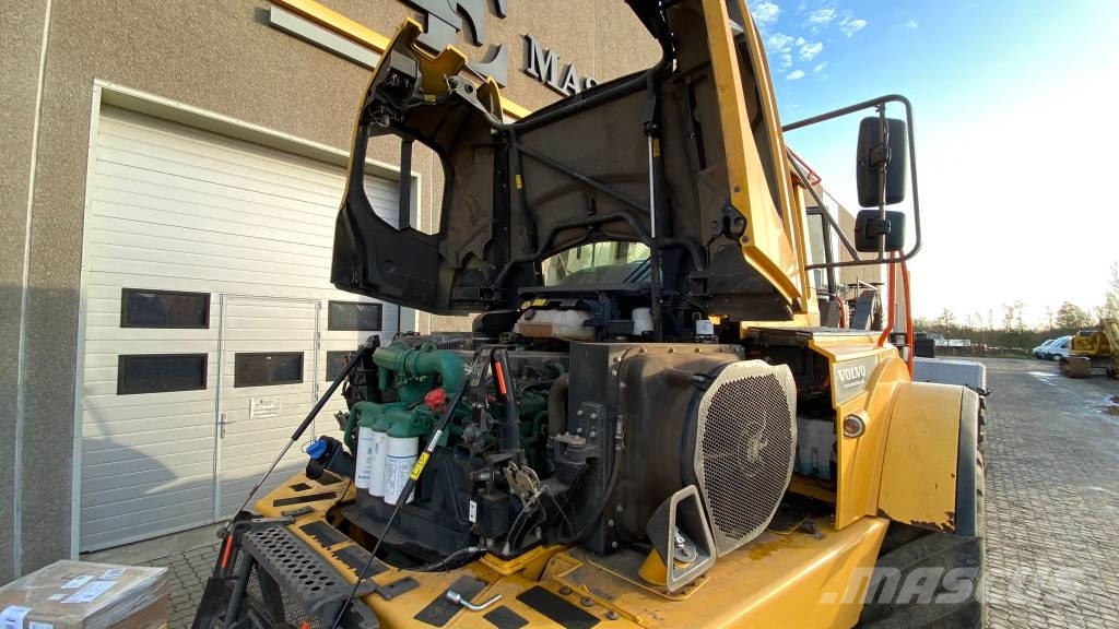 Volvo A 25 G Csuklósdömperek