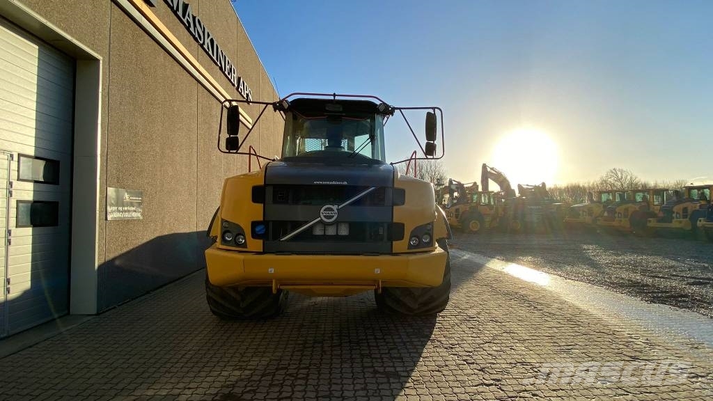 Volvo A 25 G Csuklósdömperek