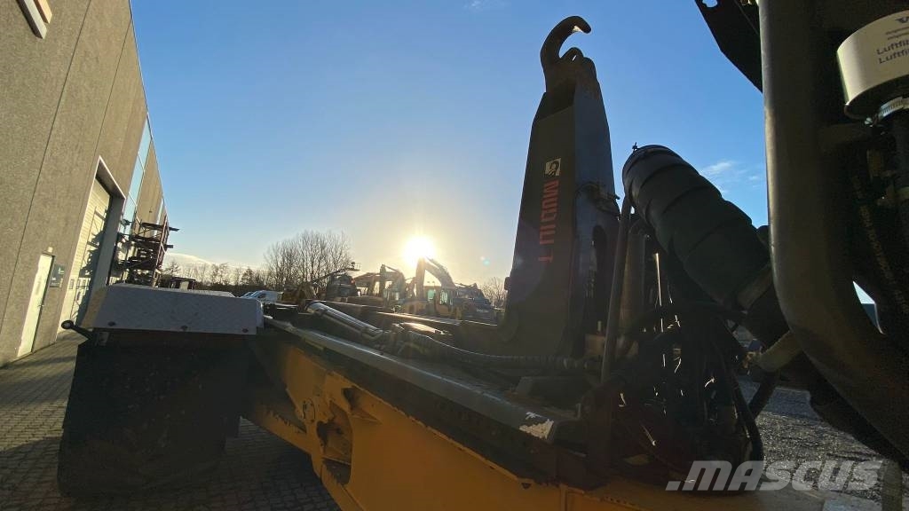 Volvo A 25 G Csuklósdömperek