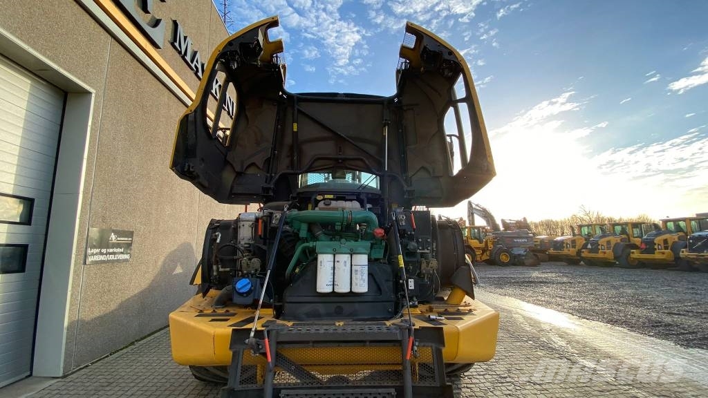 Volvo A 25 G Csuklósdömperek