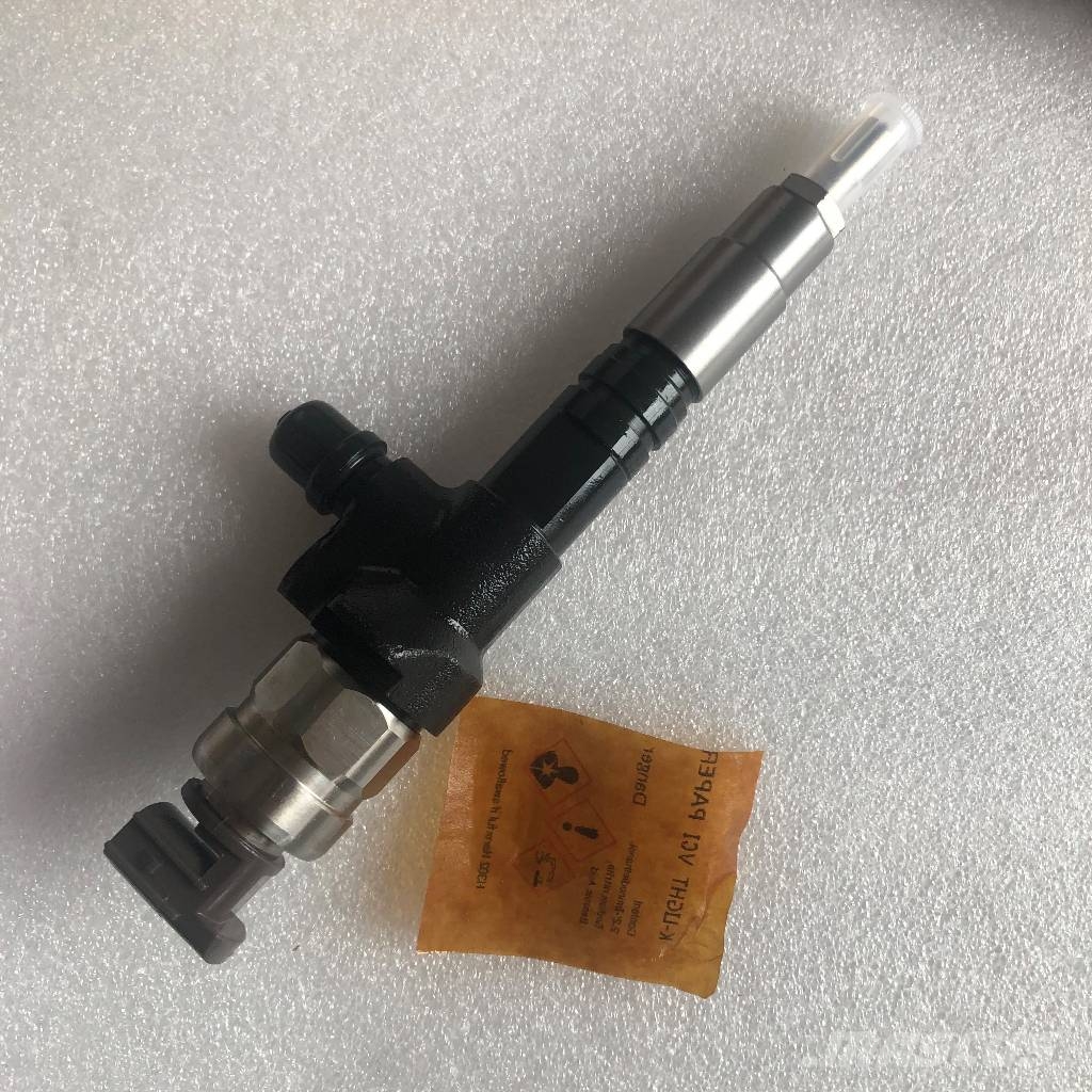 Kubota Injector 1J770-53050 1J770-53051 295050-1980 엔진
