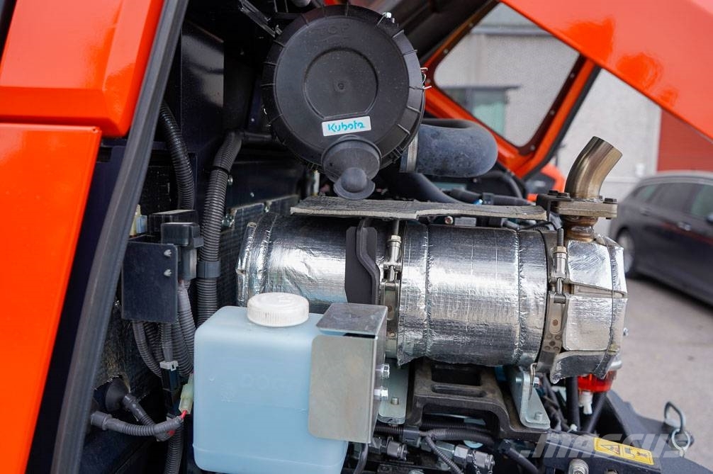 Kubota R070 VARUSTELTU 轮式装载机