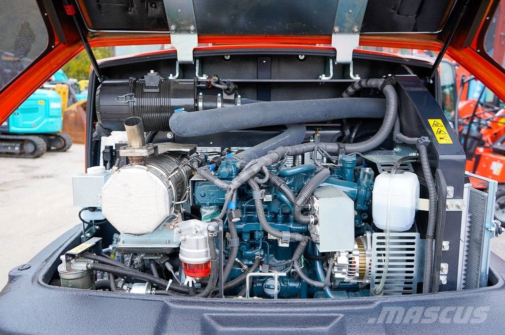 Kubota R070 VARUSTELTU 轮式装载机