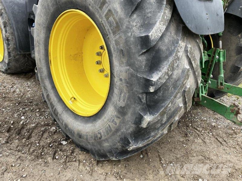 John Deere 6215R Tratores Agrícolas usados