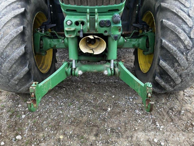 John Deere 6215R Tratores Agrícolas usados