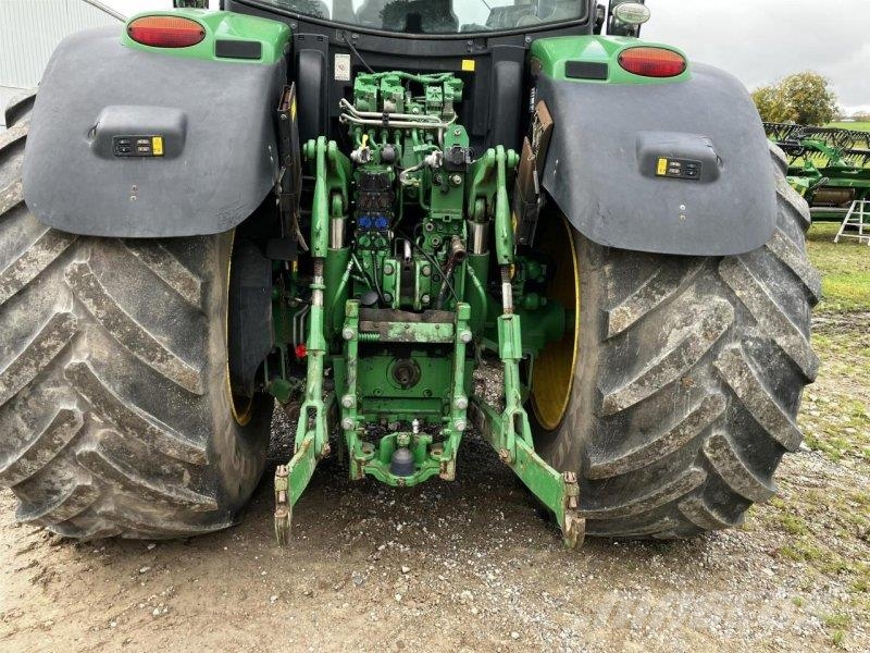 John Deere 6215R Tratores Agrícolas usados