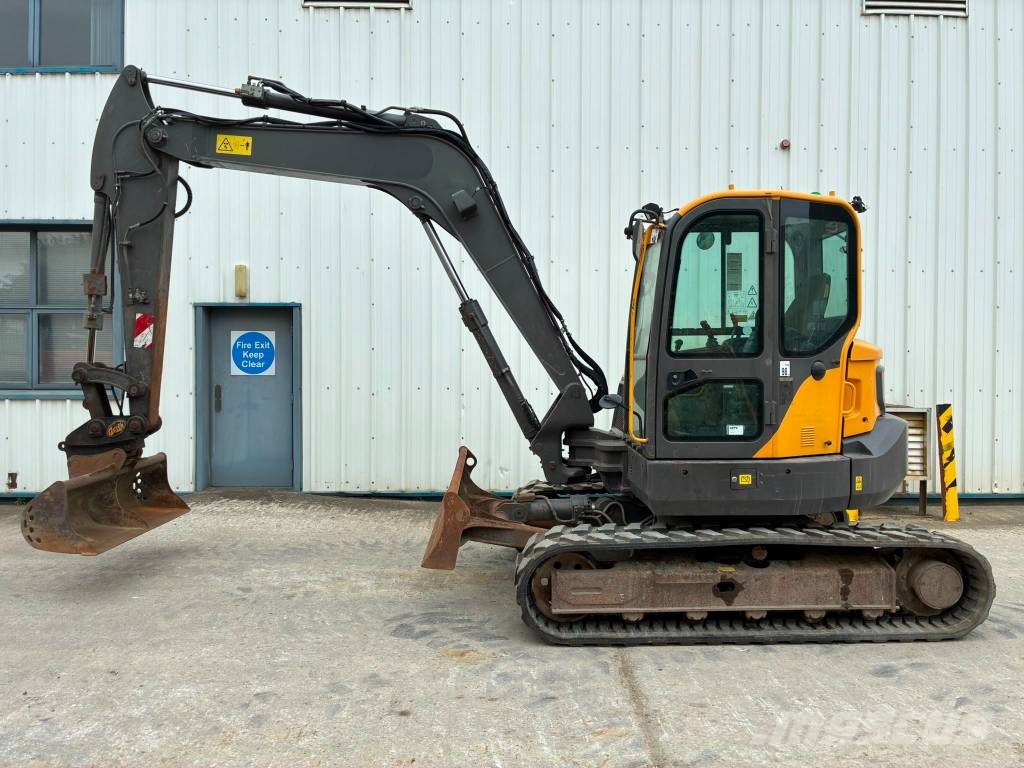 Volvo ECR 88 D Midikoparki  7t - 12t
