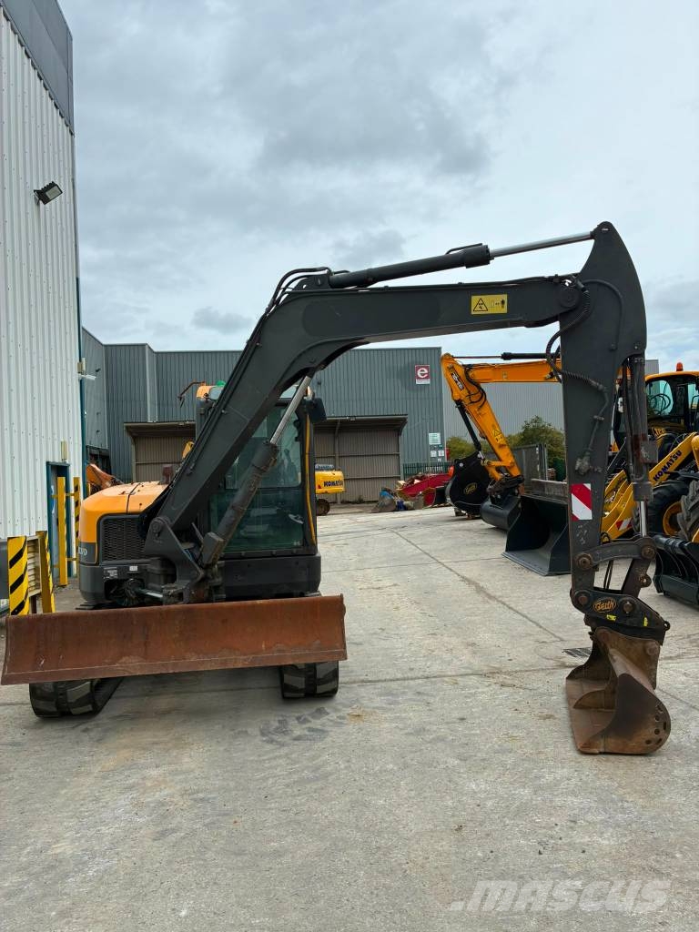 Volvo ECR 88 D Midikoparki  7t - 12t