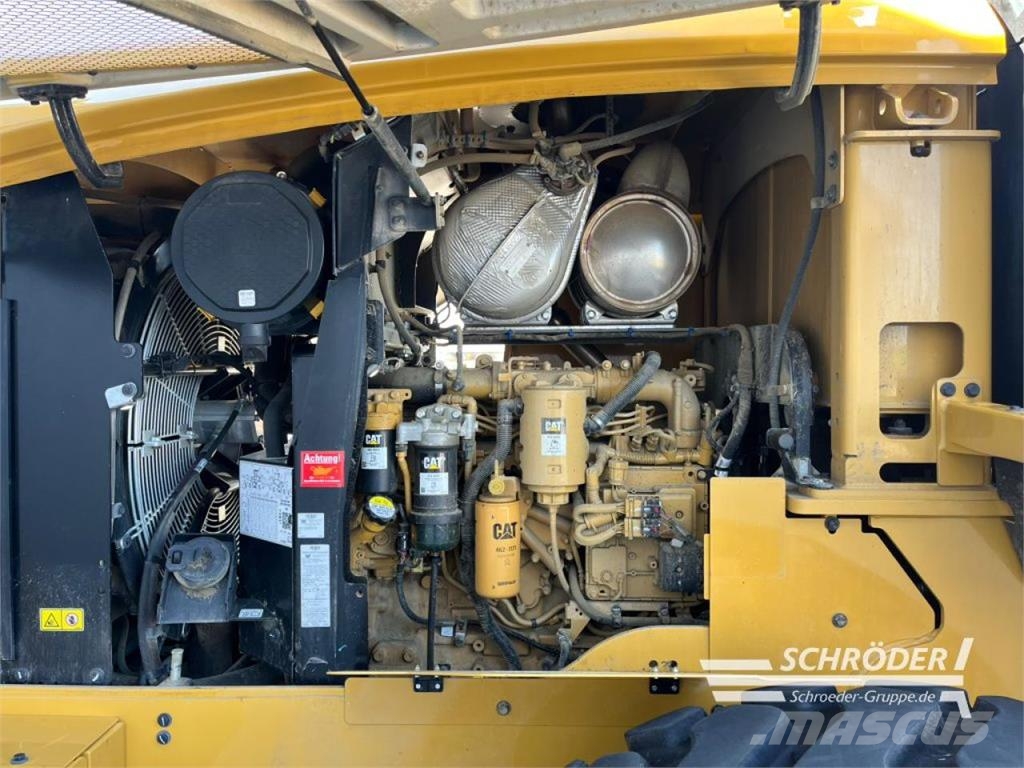 CAT 938 HL Utovarivači na točkove