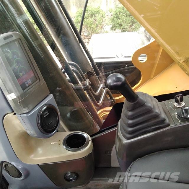 CAT 320 D Escavadeiras de esteiras