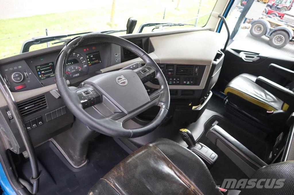 Volvo FH 16.750 | 8X4 | 150 TON | RETARDER | STEERING AX Autotractoare