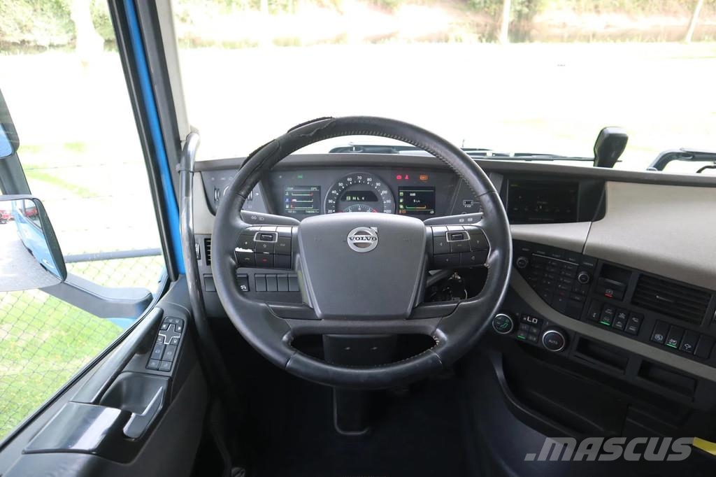 Volvo FH 16.750 | 8X4 | 150 TON | RETARDER | STEERING AX Autotractoare