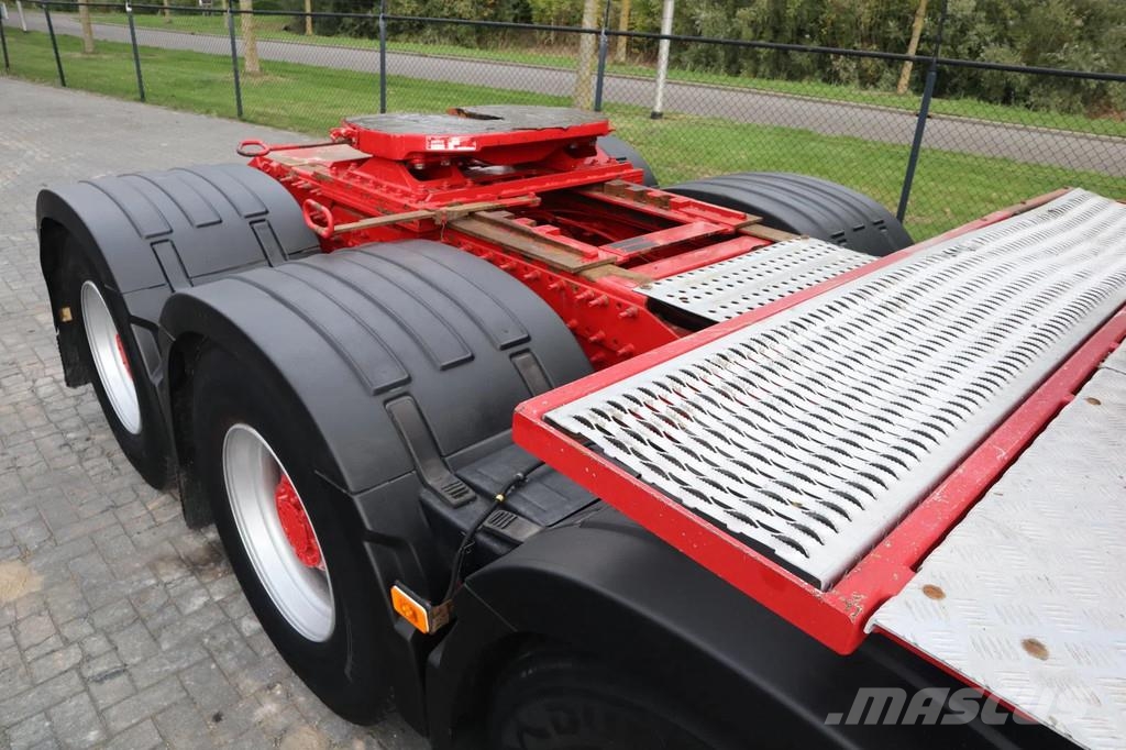 Volvo FH 16.750 | 8X4 | 150 TON | RETARDER | STEERING AX Autotractoare