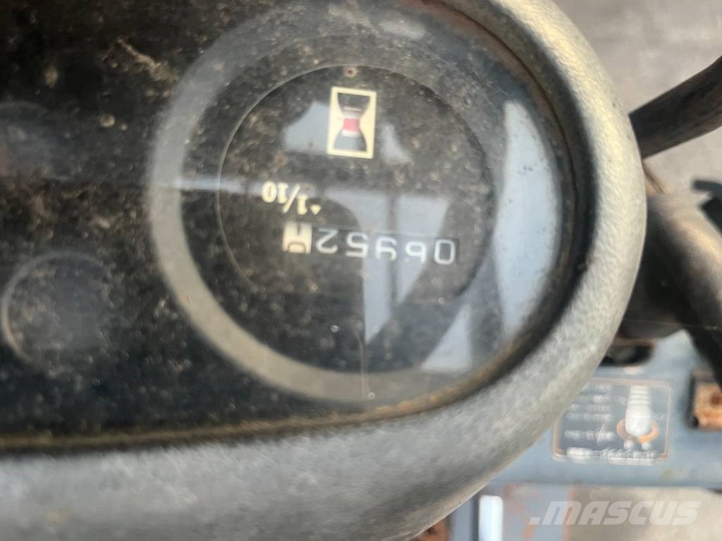 Toyota 6 FG 15 V-4028 OB LPG (dujiniai) krautuvai