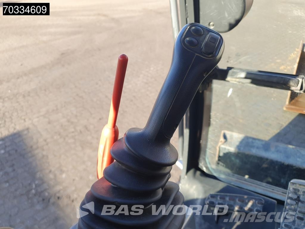 Hitachi ZX135 US-6 Blade - First Owner Telakaivukoneet