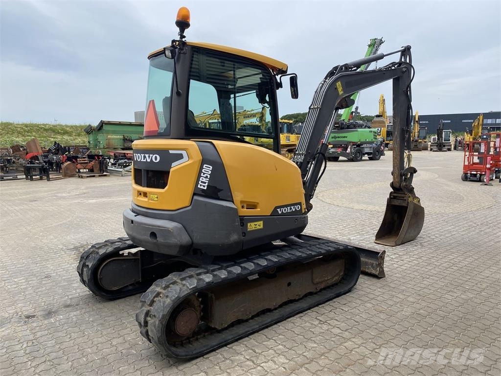 Volvo ECR50 Ratasekskavaatorid