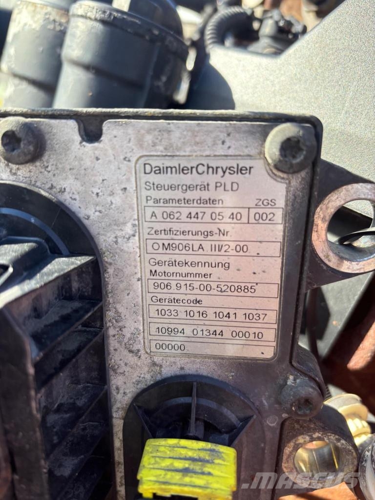 Mercedes-Benz Engine - 906915 Kargo motori