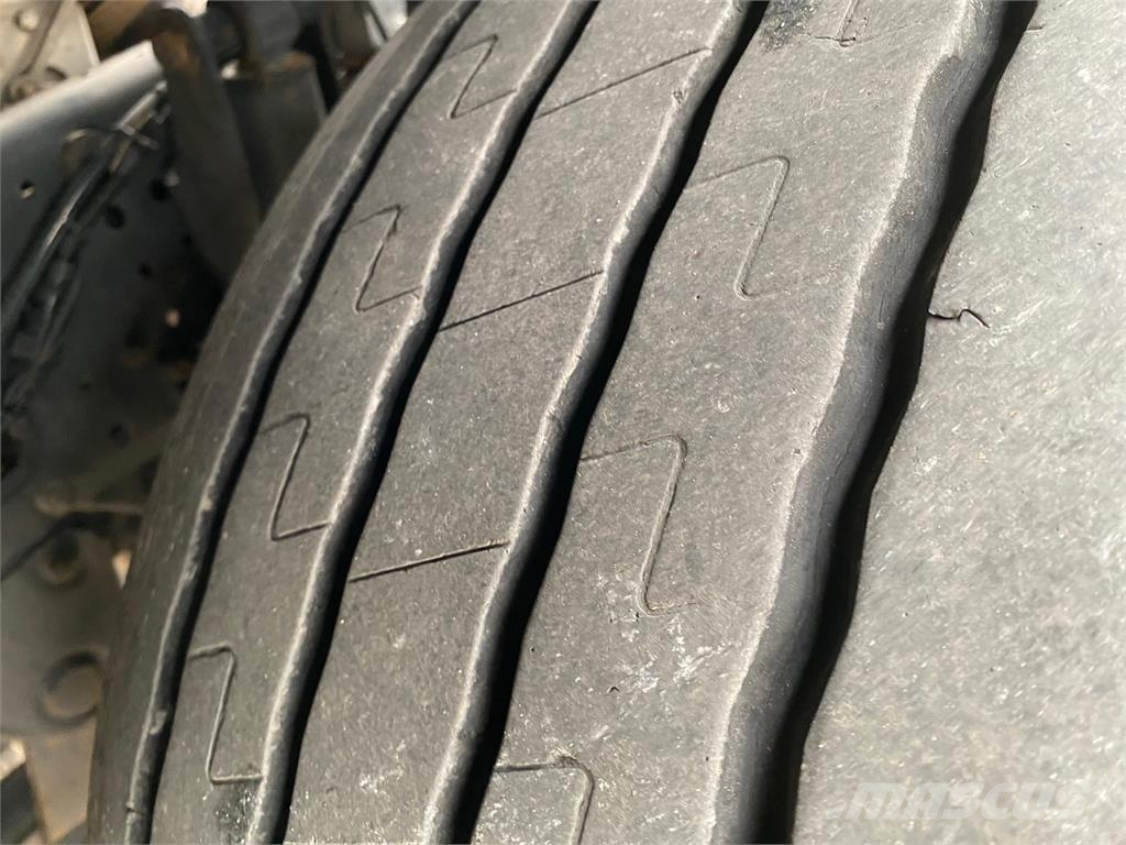 Iveco Stralis VIN 735 Ťahače