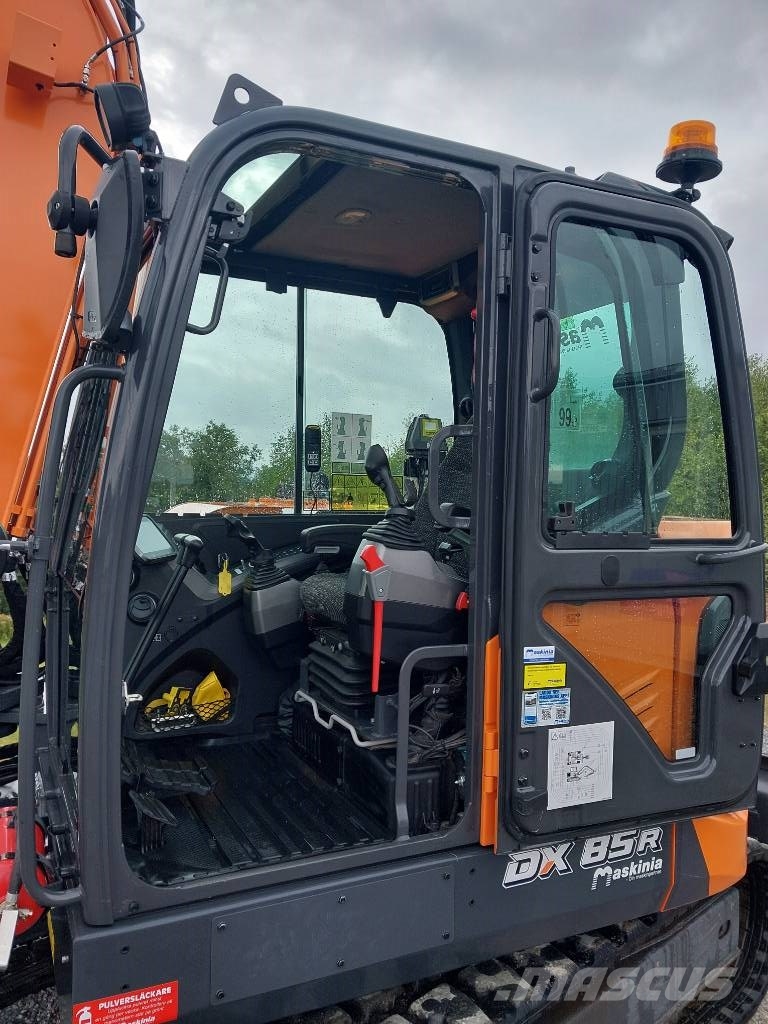 Develon 2025 DX 85 R-7 Midikaivukoneet 7t - 12t