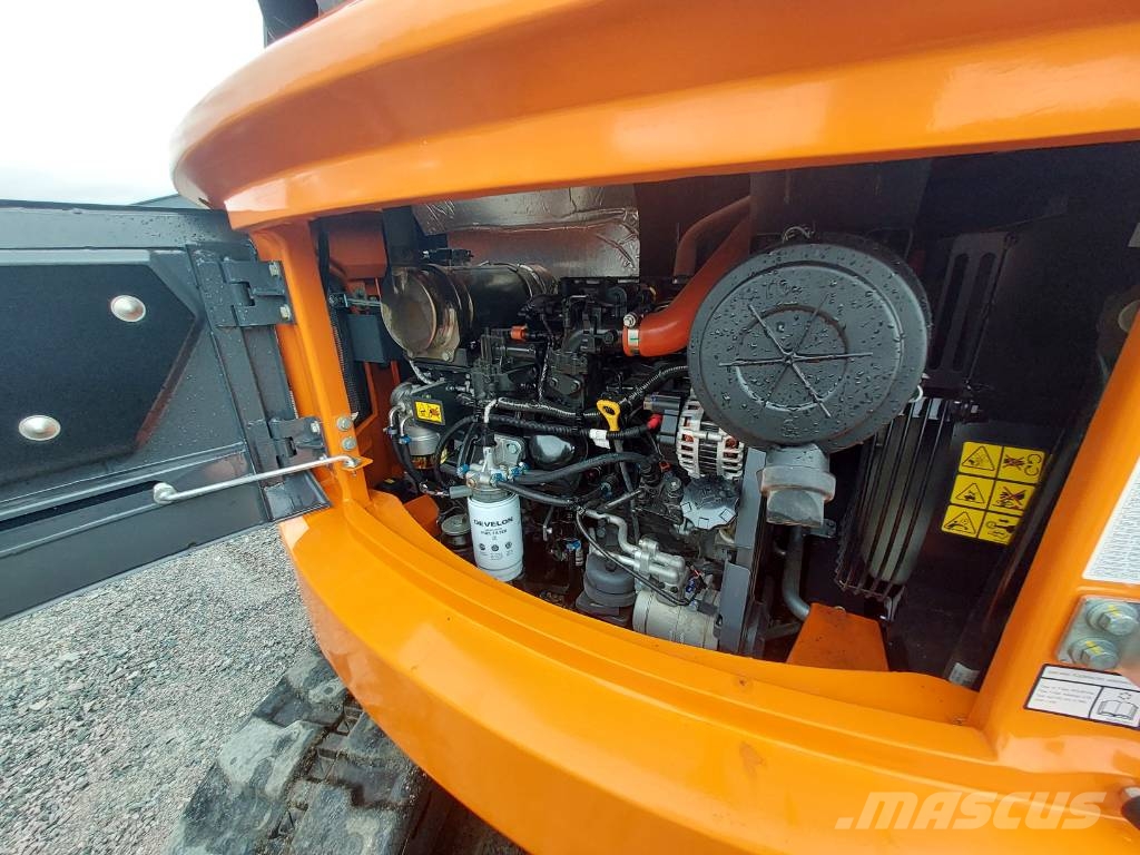 Develon 2025 DX 85 R-7 Midikaivukoneet 7t - 12t