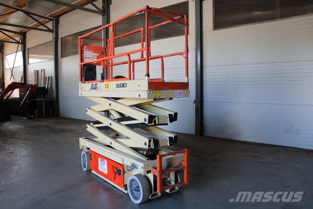JLG 2033 E 3 Schaarhoogwerkers